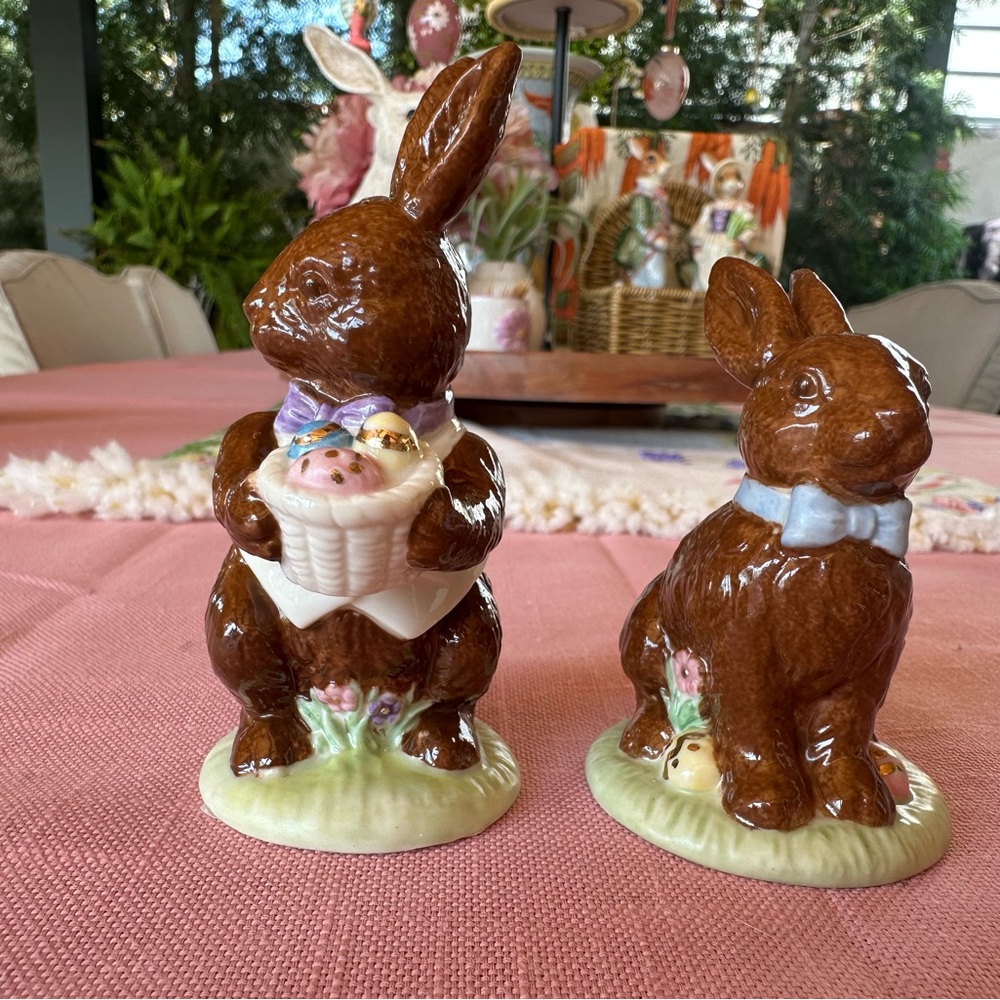 Lenox china Easter bunny salt and pepper shakers